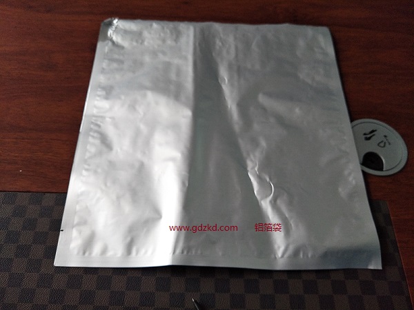 鋁箔袋，鋁箔袋廠家，防靜電鋁箔袋，東莞銘鑫包裝材料制品廠